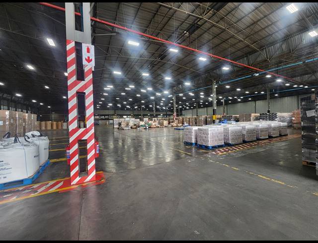 24,910M² WAREHOUSE TO LET IN WADEVILLE